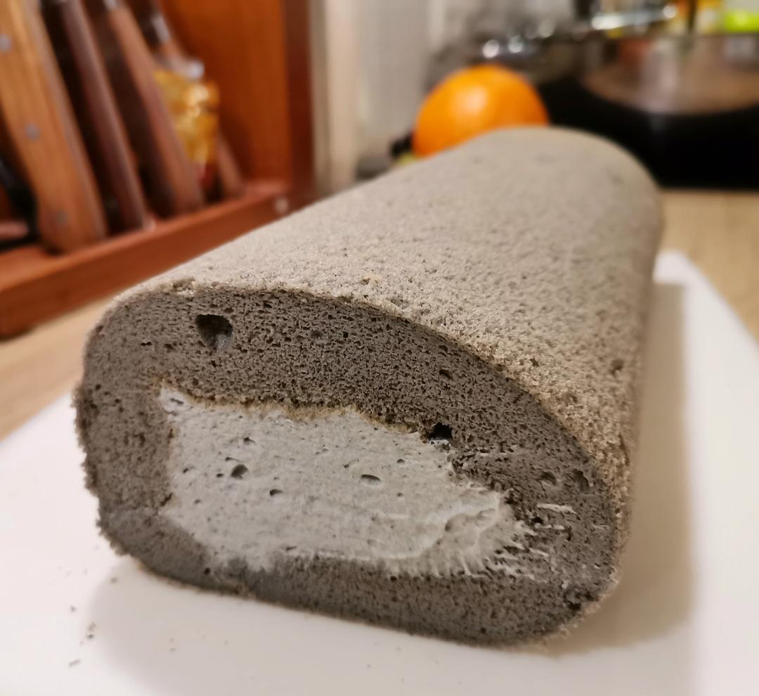 黑芝麻蛋糕卷
