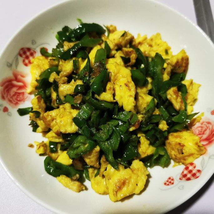 超级下饭菜青椒炒鸡蛋