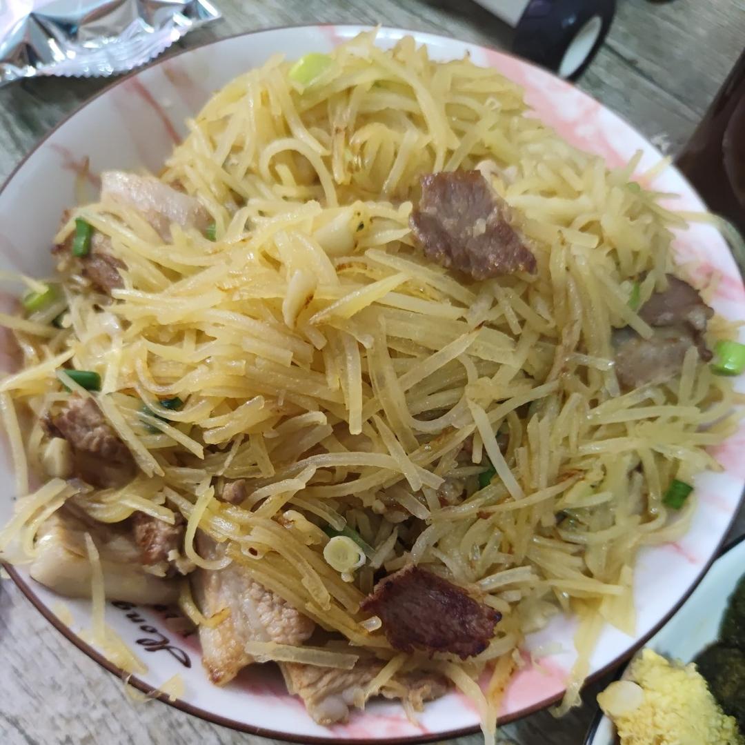 猪油渣土豆丝