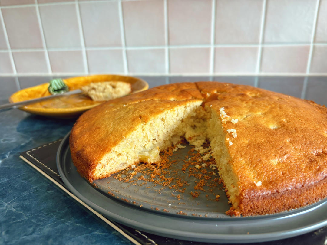 准备祖传的香蕉蓝莓玛芬蛋糕