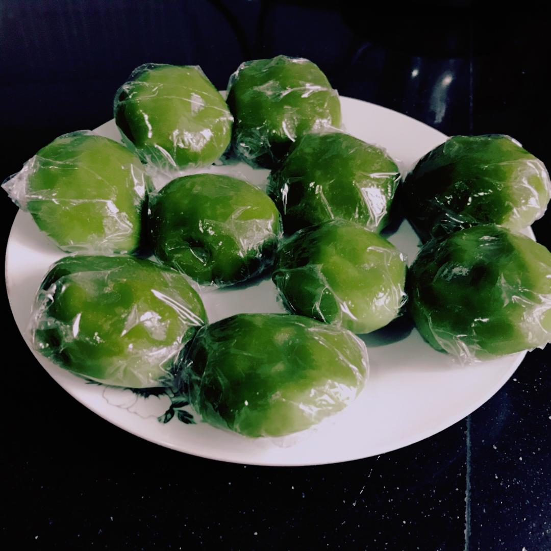 新晋网红【杏花楼 咸蛋黄肉松青团】