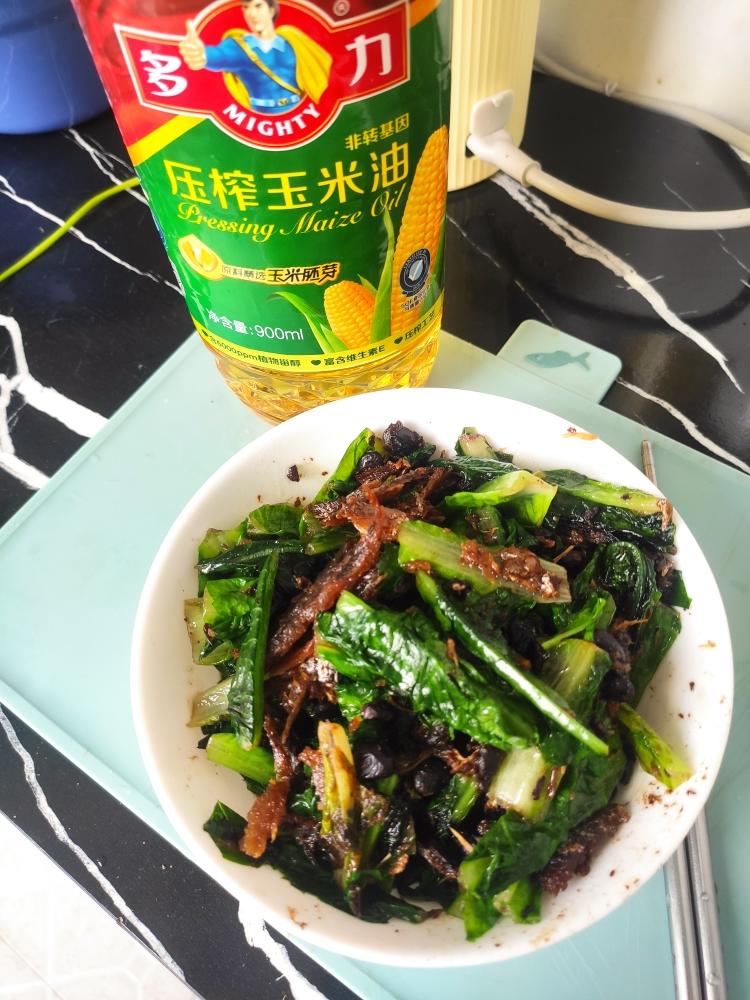 豆豉鲮鱼油麦菜的做法