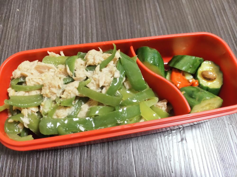 金枪鱼青椒（微波炉版）的做法