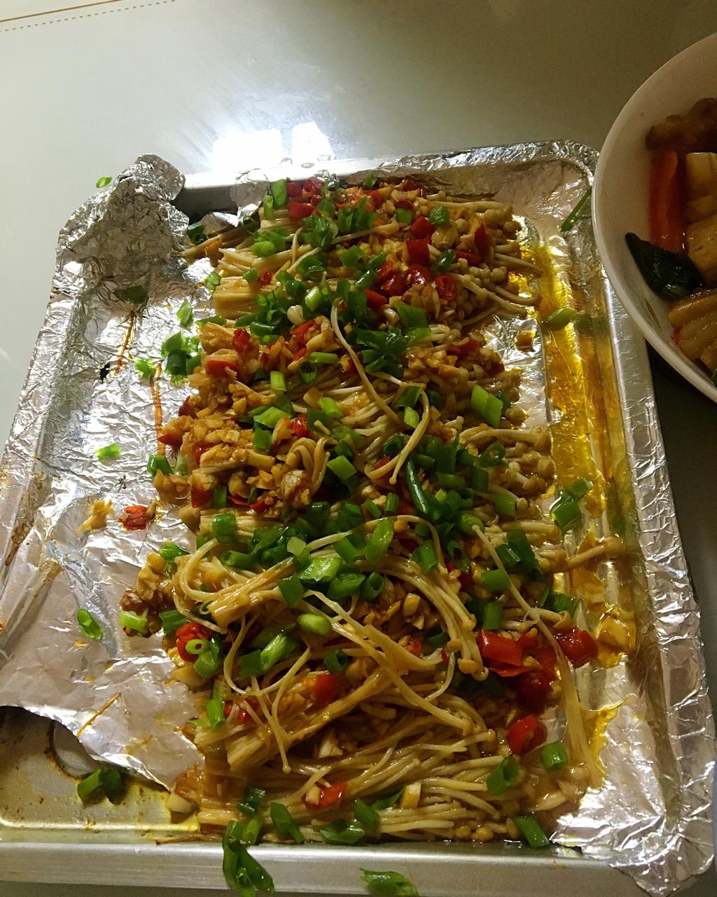 蒜蓉烤金针菇（烤箱版）