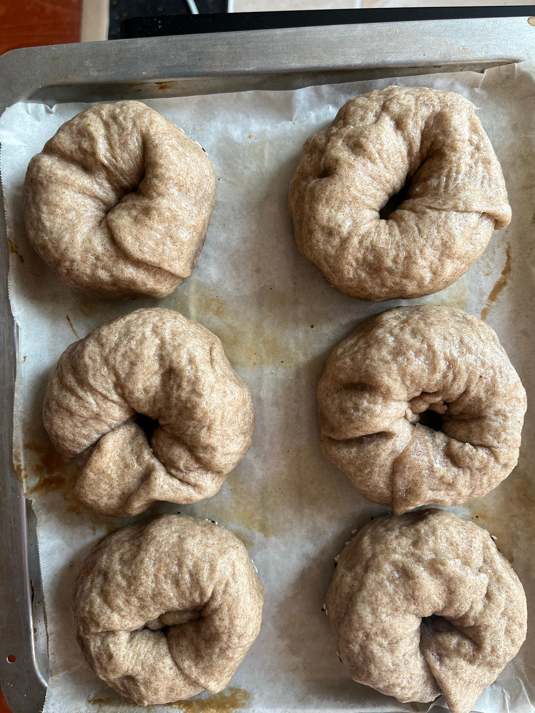 饱腹感极强的全麦贝果，搭配番茄辣松，真的不要太好吃全麦辣松贝果[话题] 全麦贝果[话题] 番茄辣肉松贝果[话题]