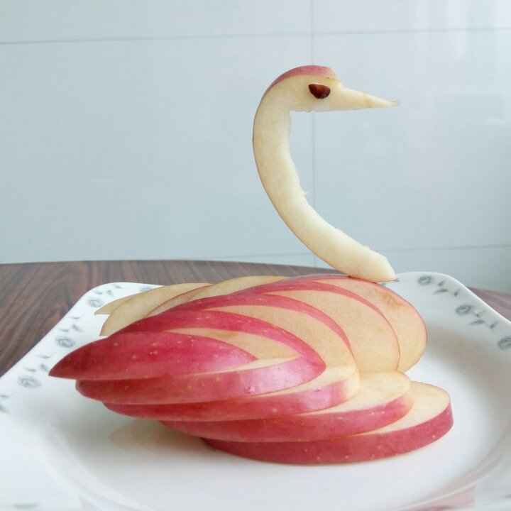 手机用户0899njto做的苹果天鹅