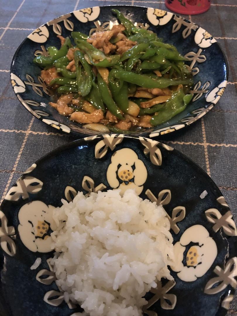 农家小炒肉【记忆中勾魂的油汤】