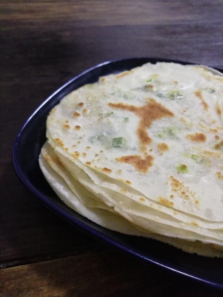 葱油饼（饺子皮版）