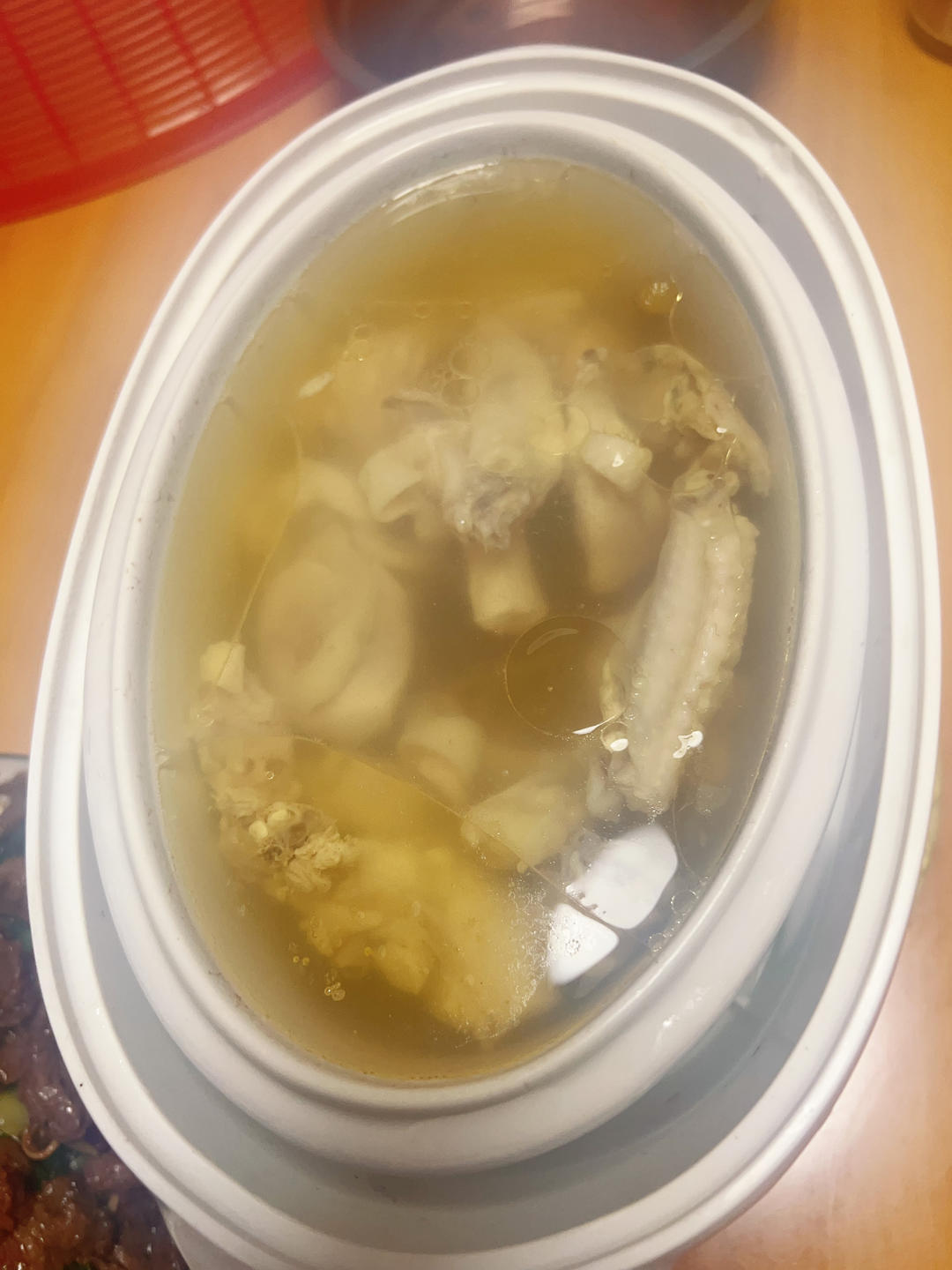 秋日进补人参鸡汤