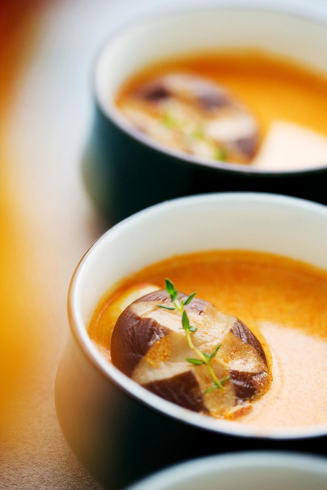 安心吃饭，素养身心之夏柠茄香的做法