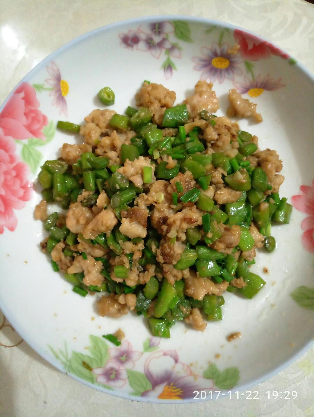 肉沫豆角下饭菜
