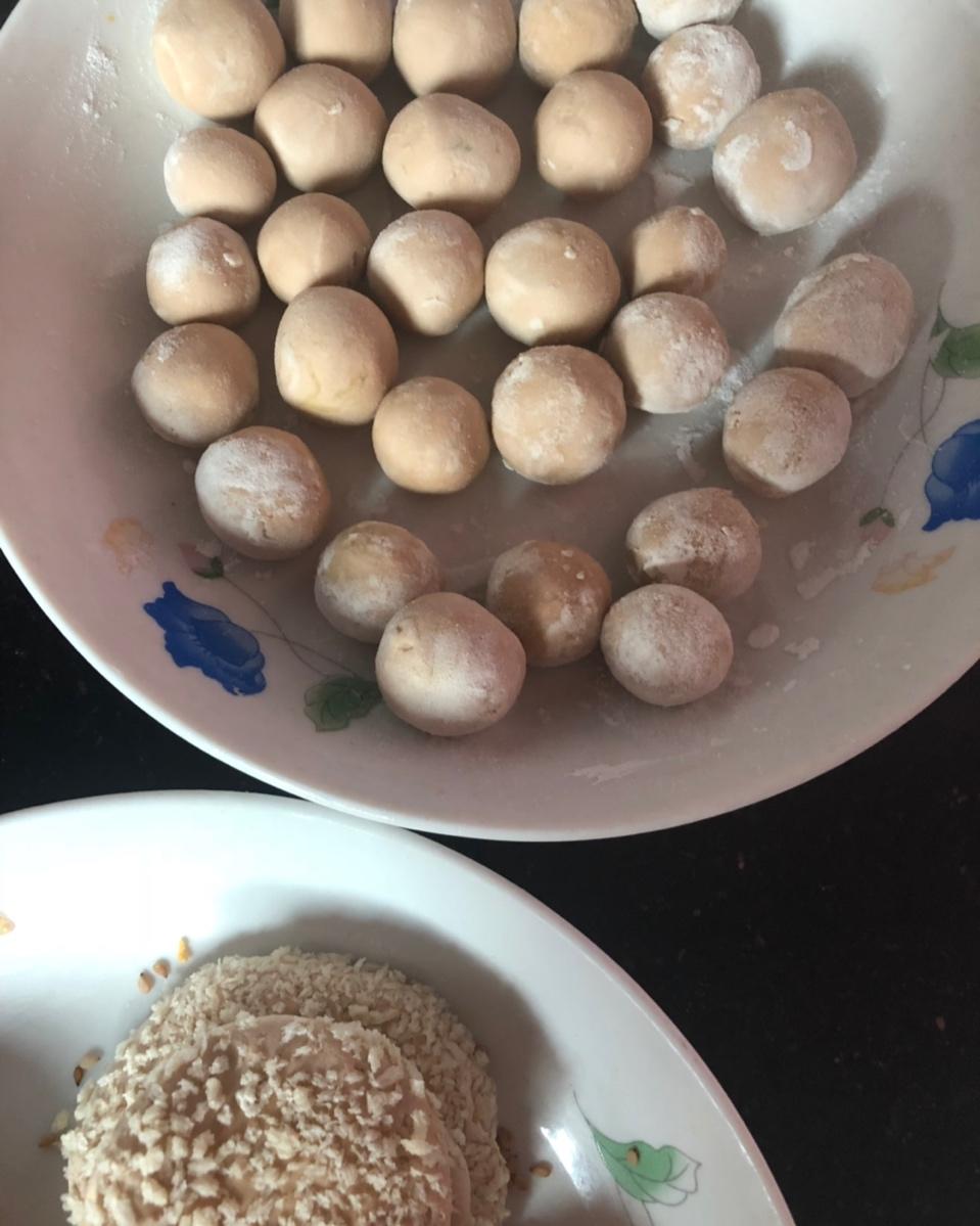 黑芝麻汤圆