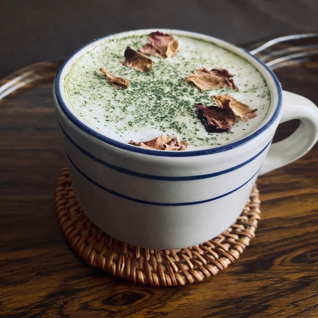 冰酿抹茶拿铁ICED MATCHA LATTE