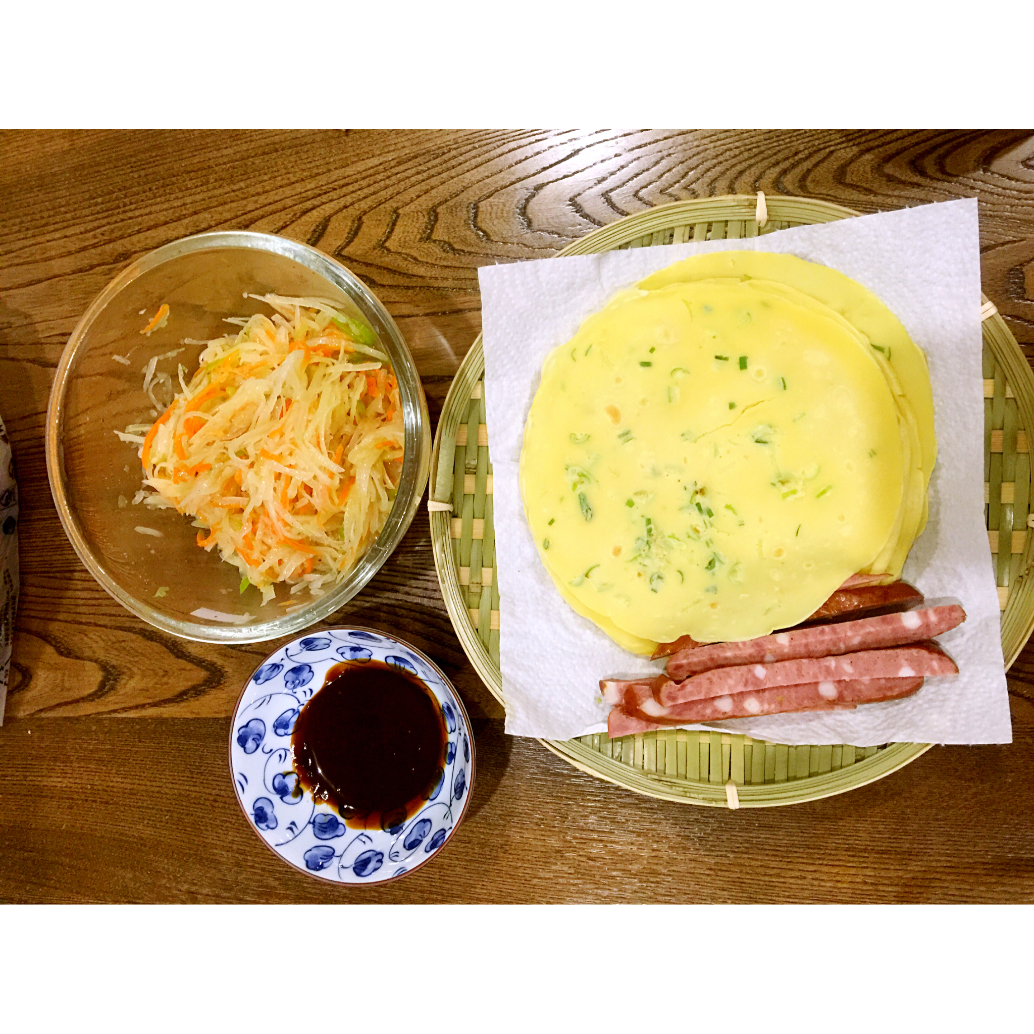 土豆丝鸡蛋卷饼