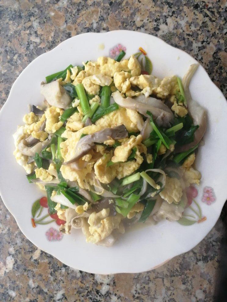 平菇炒鸡蛋