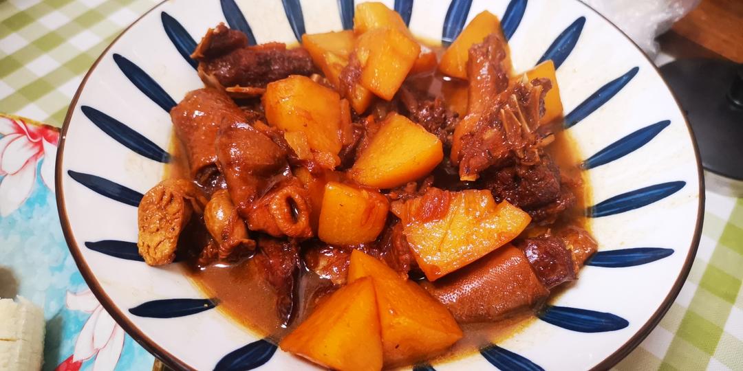 土豆烧鸭子