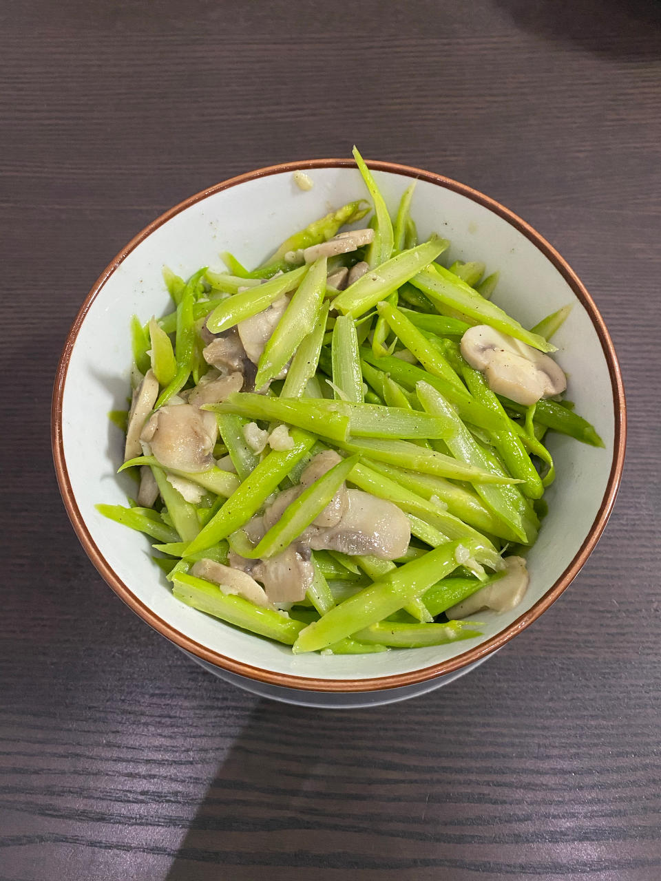 教你做最好吃的芦笋炒蘑菇 新手速get！