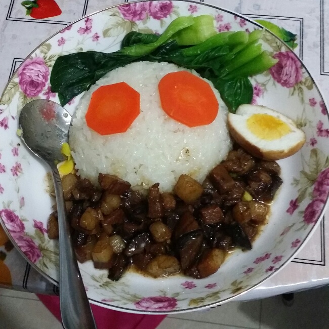 台式卤肉饭