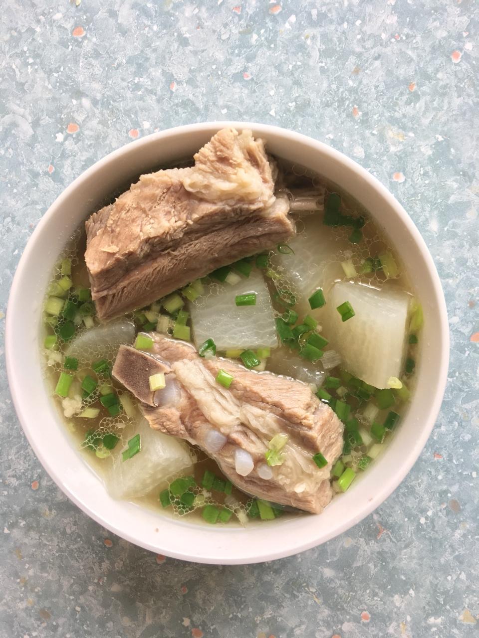 排骨萝卜汤