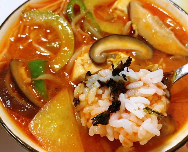 韩国大酱汤～美味版😋的做法