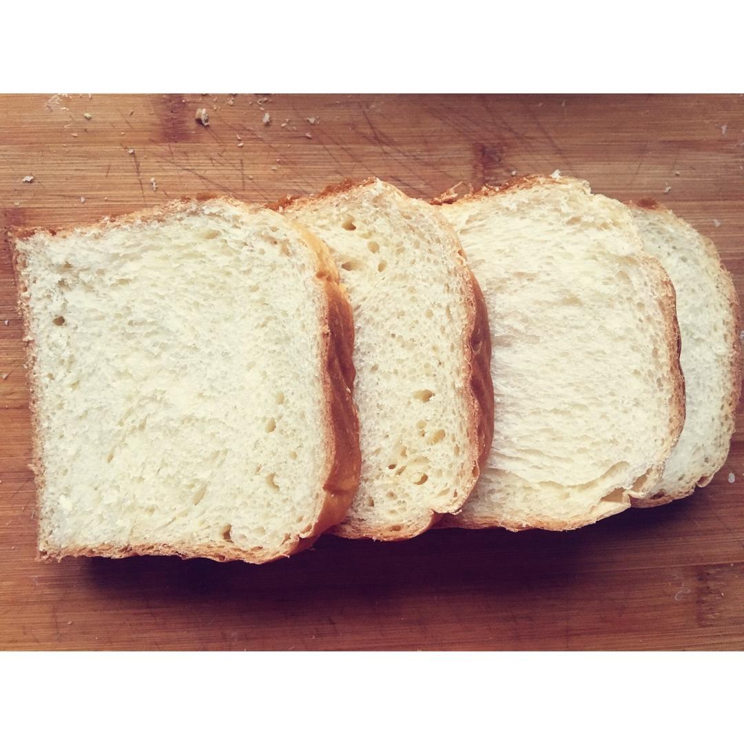 鲜奶吐司（老面法）