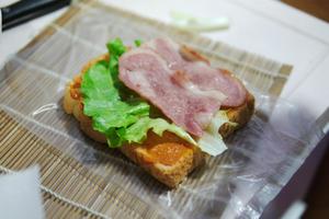 韩式培根三明治卷的做法 步骤3