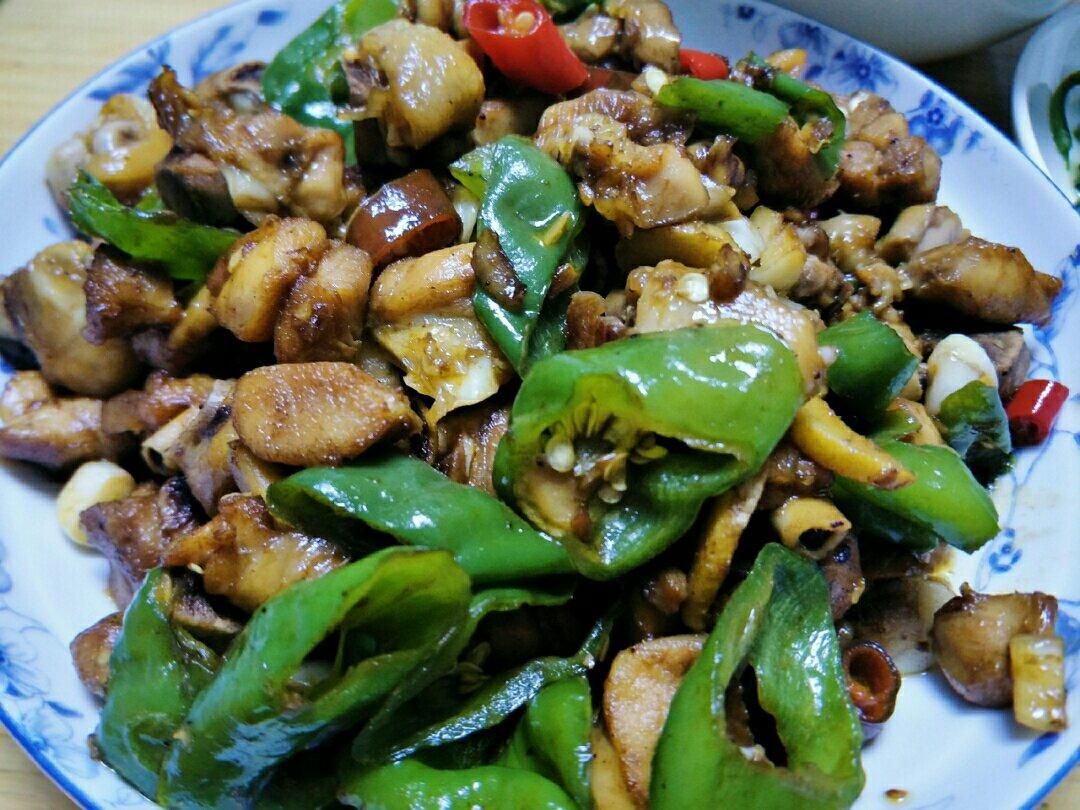 青椒炒鸡腿肉（大厨级别）