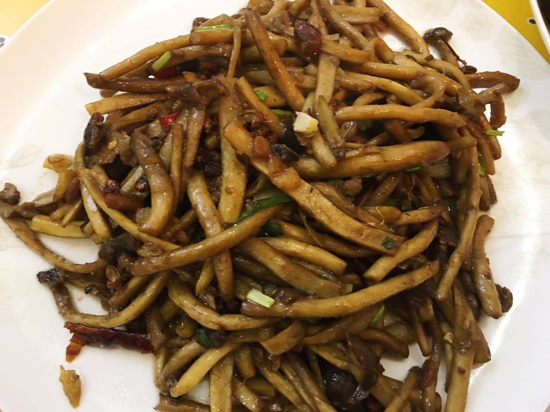 干煸茶树菇