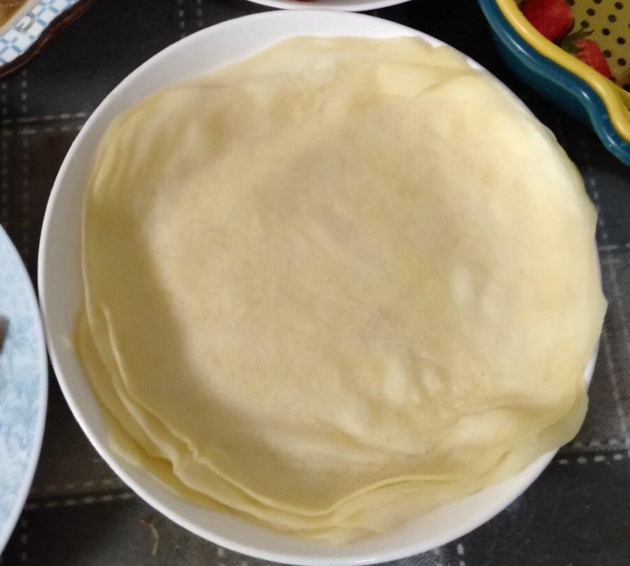 层薄如纸的蒸春饼 柔软又劲道 卷肉卷菜都好吃 附细节视频详解