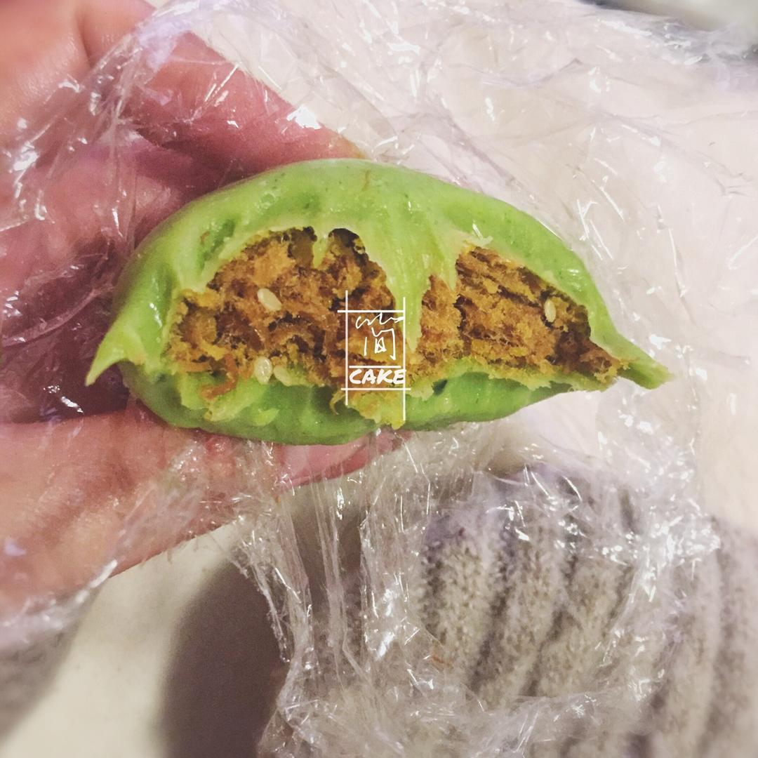 肉松黄蓉青团（菠菜汁）