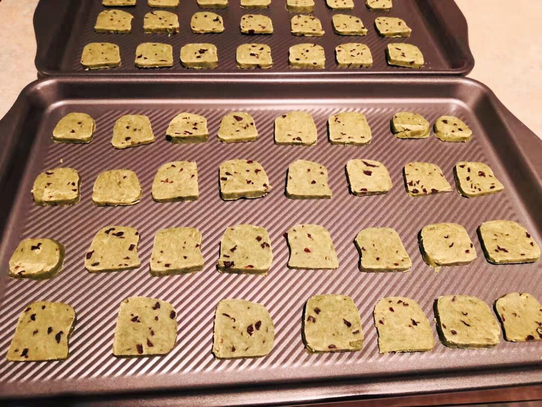 大麦若叶蔓越莓饼干