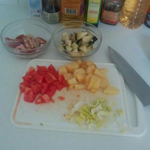 (依旧简易版)茄子炖土豆的做法 步骤2