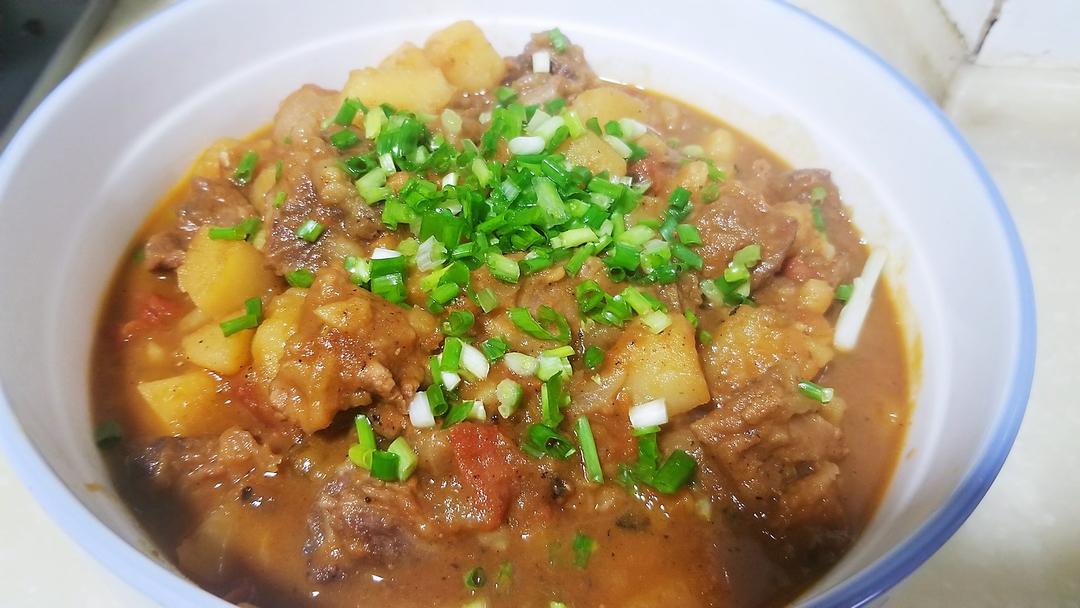番茄土豆炖牛腩