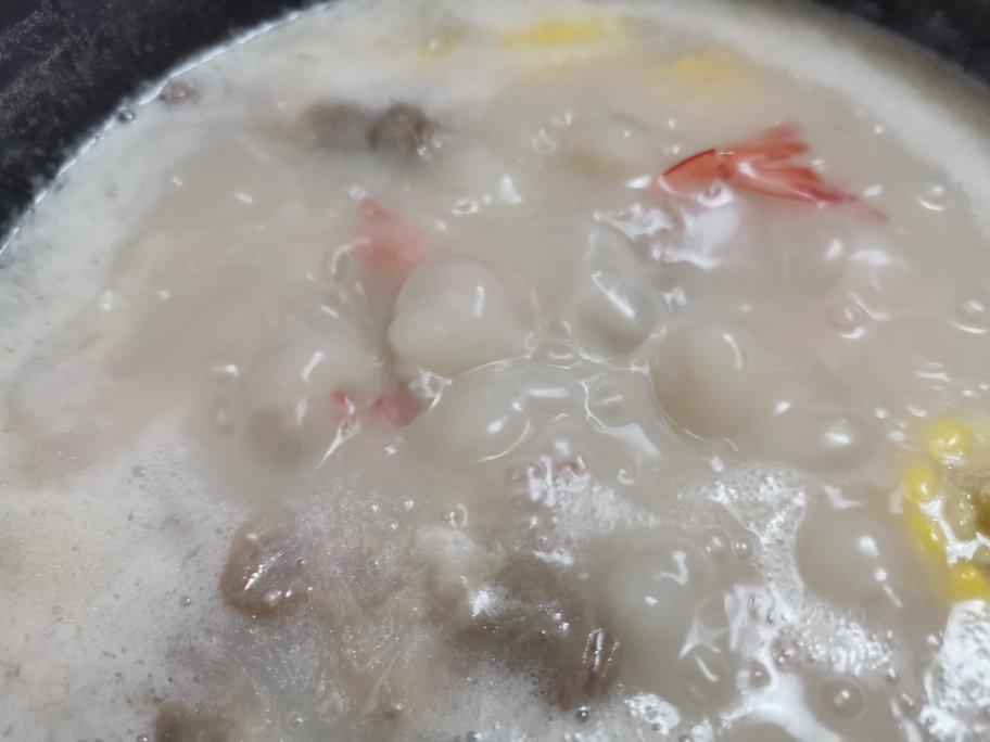 秒杀海底捞！这一锅【粥底火锅】好吃又营养，鲜到汤都喝光！