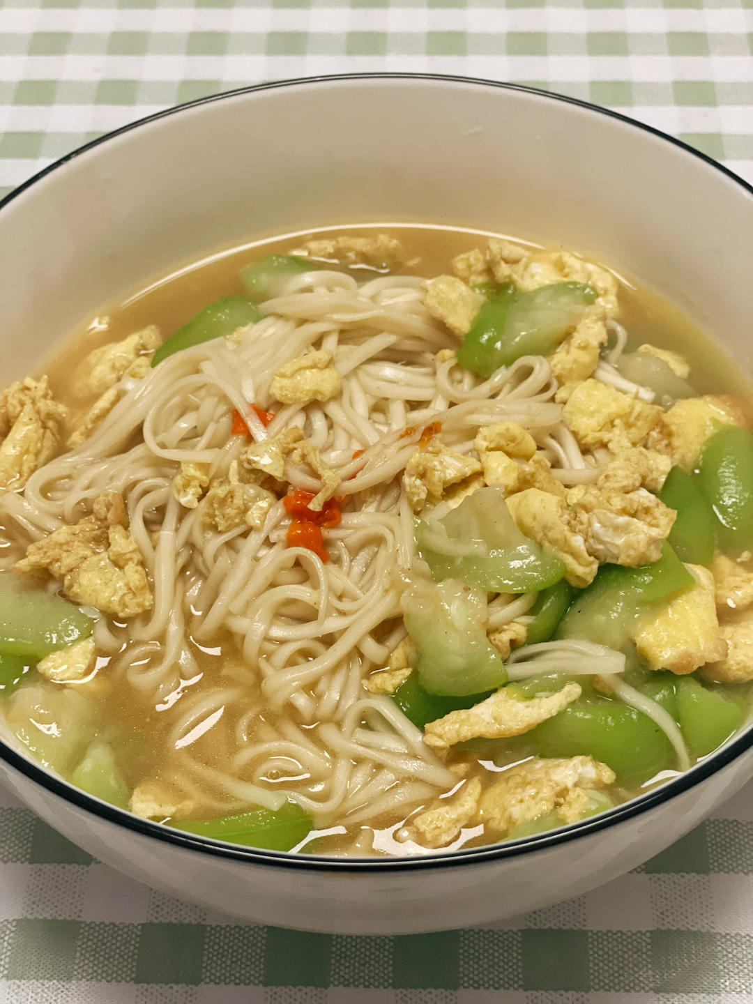 丝瓜鸡蛋汤(汤面)