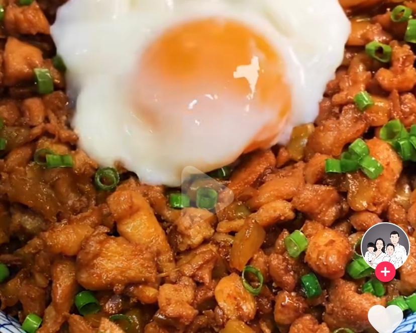 日式碎鸡盖饭（抖音搬运）
