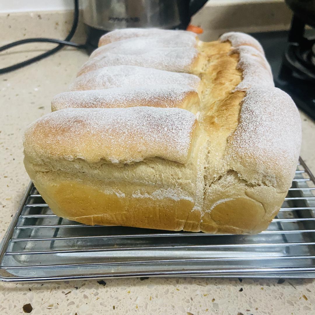 纯奶手撕吐司的做法 步骤1