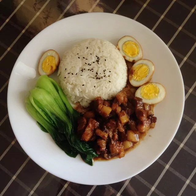 台式卤肉饭