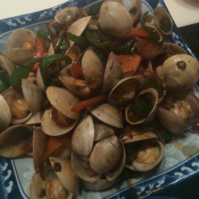 蒜香炒花甲