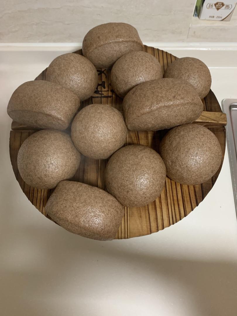 兔头啦做的百分百纯黑麦馒头小馅料馒头低热量低gi健身减脂健康好美食