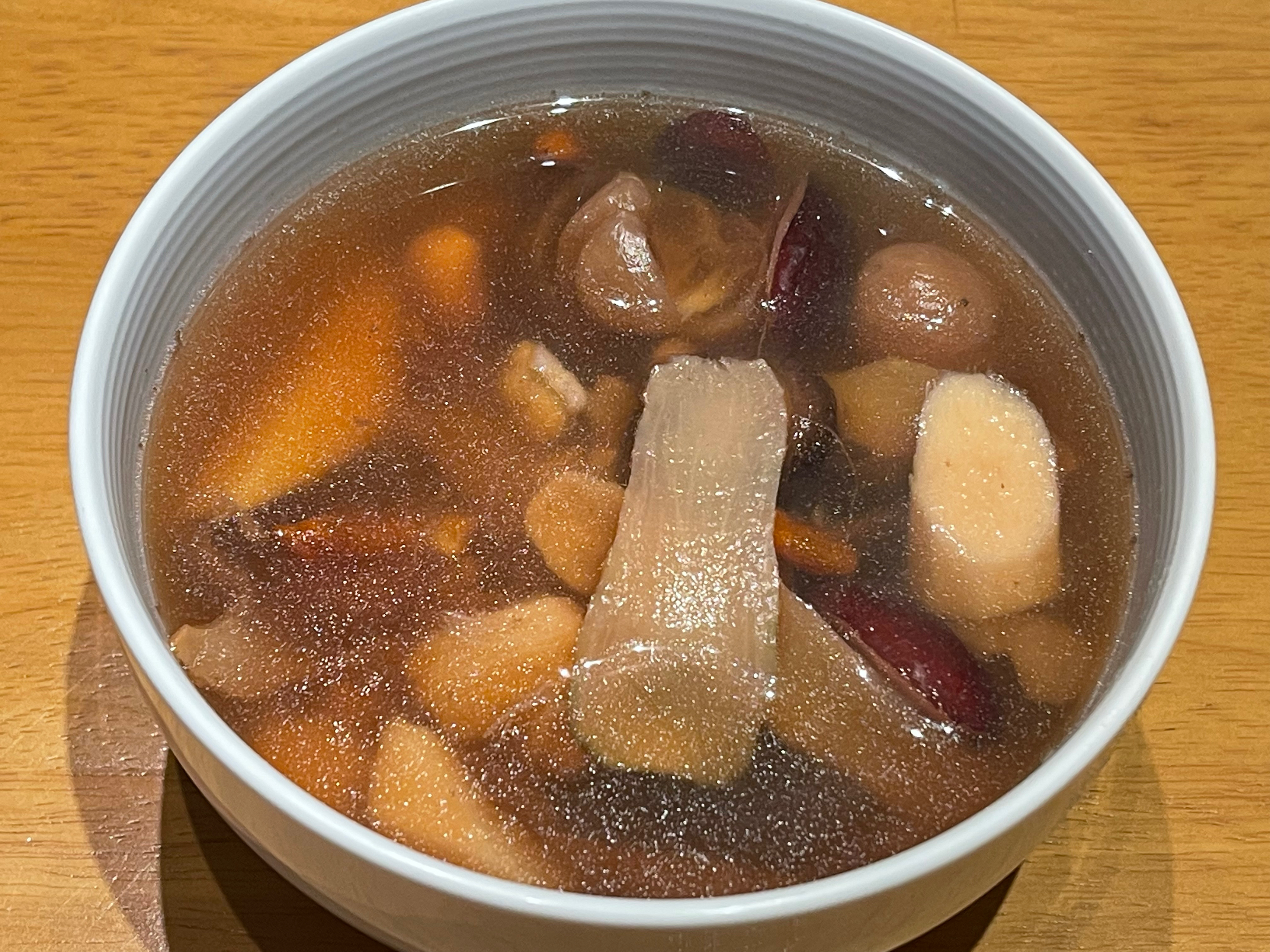 新鮮淮山玉米羊肚菌素湯的做法