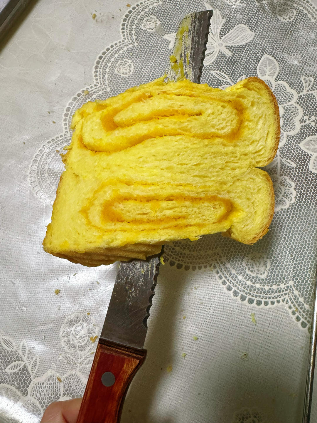 比戚风都软的烫种法南瓜吐司，带馅更好吃！