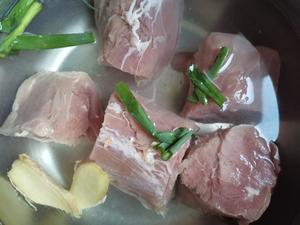 寿喜锅调料—自制肉松的做法 步骤1