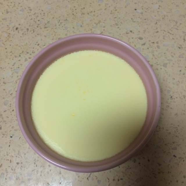 牛奶炖蛋