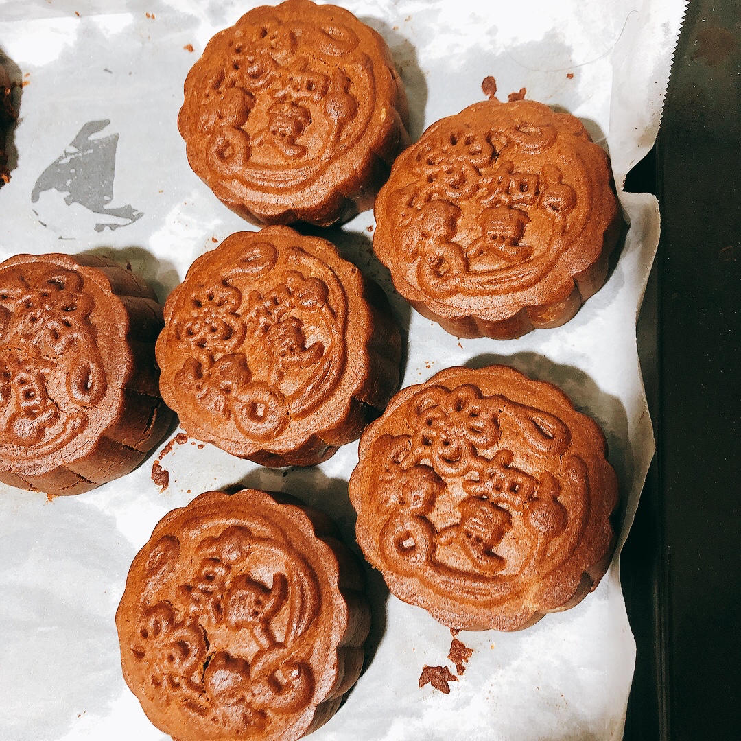 广式黑糖椰蓉蔓越莓月饼（椰香浓郁）