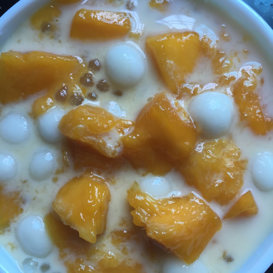 芒果椰汁小丸子西米露