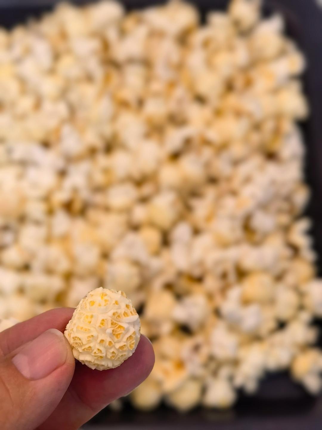 爆米花来了！！！超级简单易上手的焦糖/巧克力爆米花