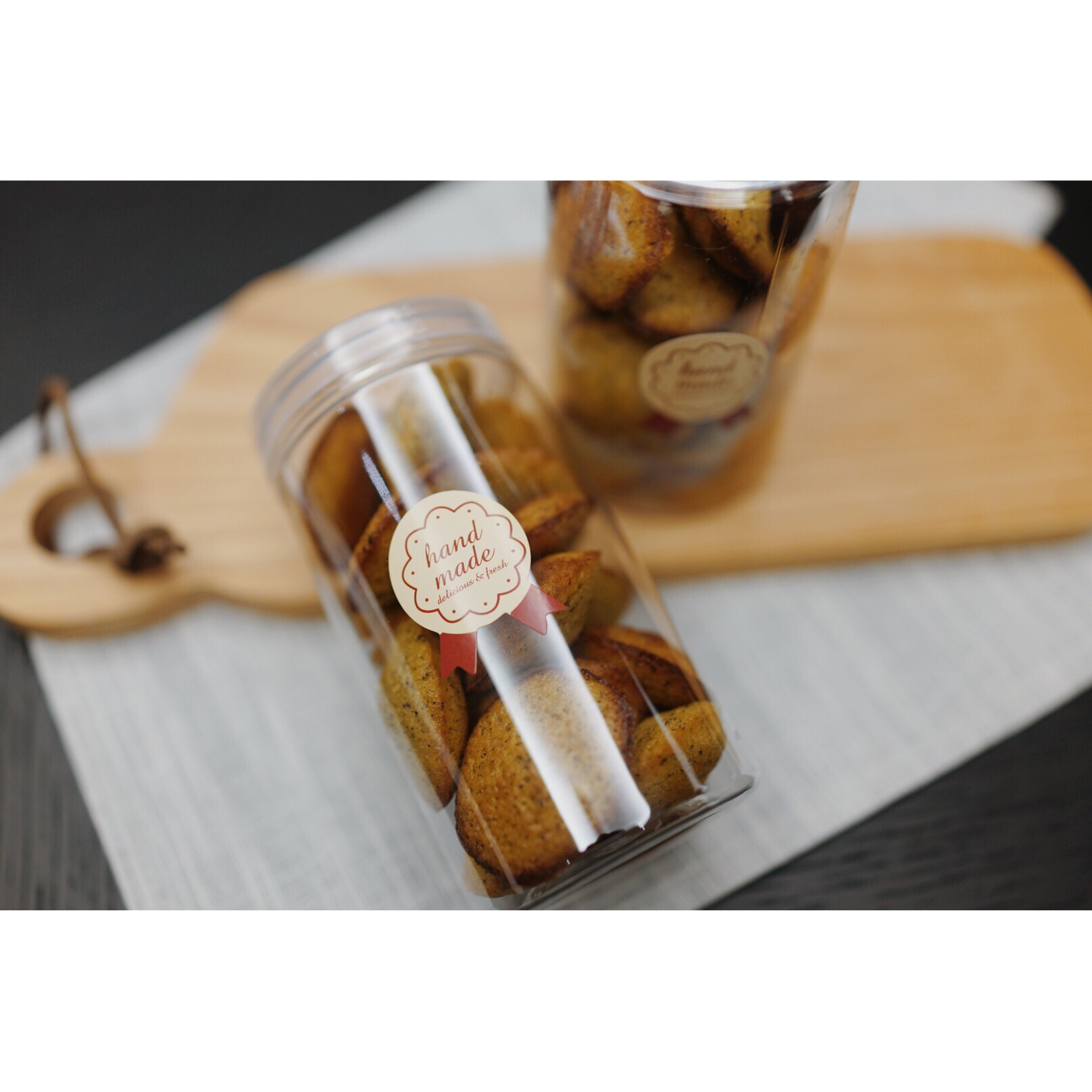 伯爵柠香玛德琳