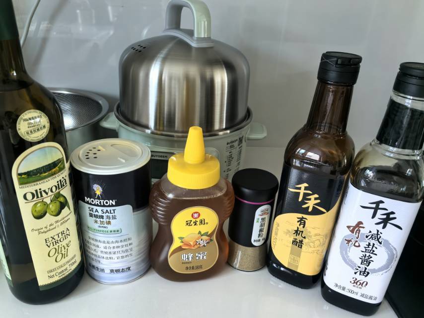 好吃到爆炸的蔬菜沙拉油醋汁（自制版）