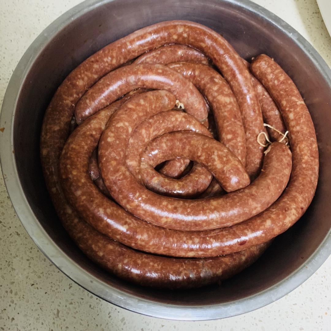 是戏终落幕做的自制台湾烤肠,脆皮肠,香肠(独门配料)